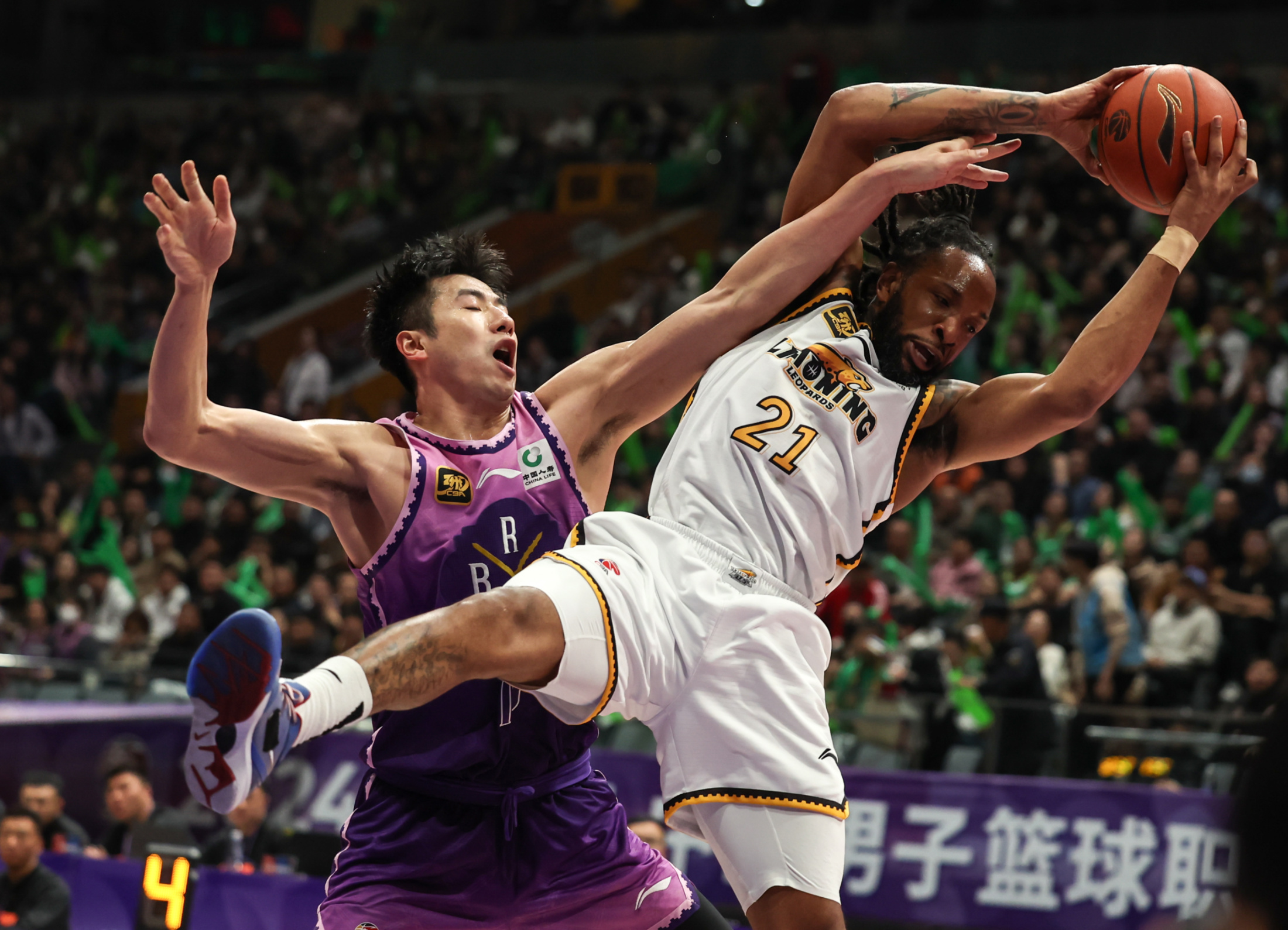 关于深圳男篮今晚门线救险，志在NBA常规赛名次提升，震撼外界，控场能力受关注的信息kaiyun中国